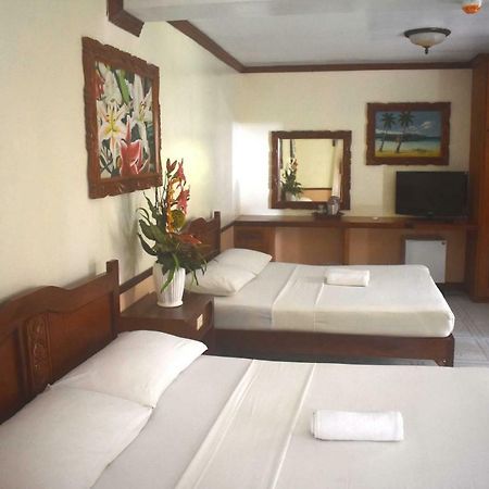 Tonglen Beach Resort Balabag  Esterno foto