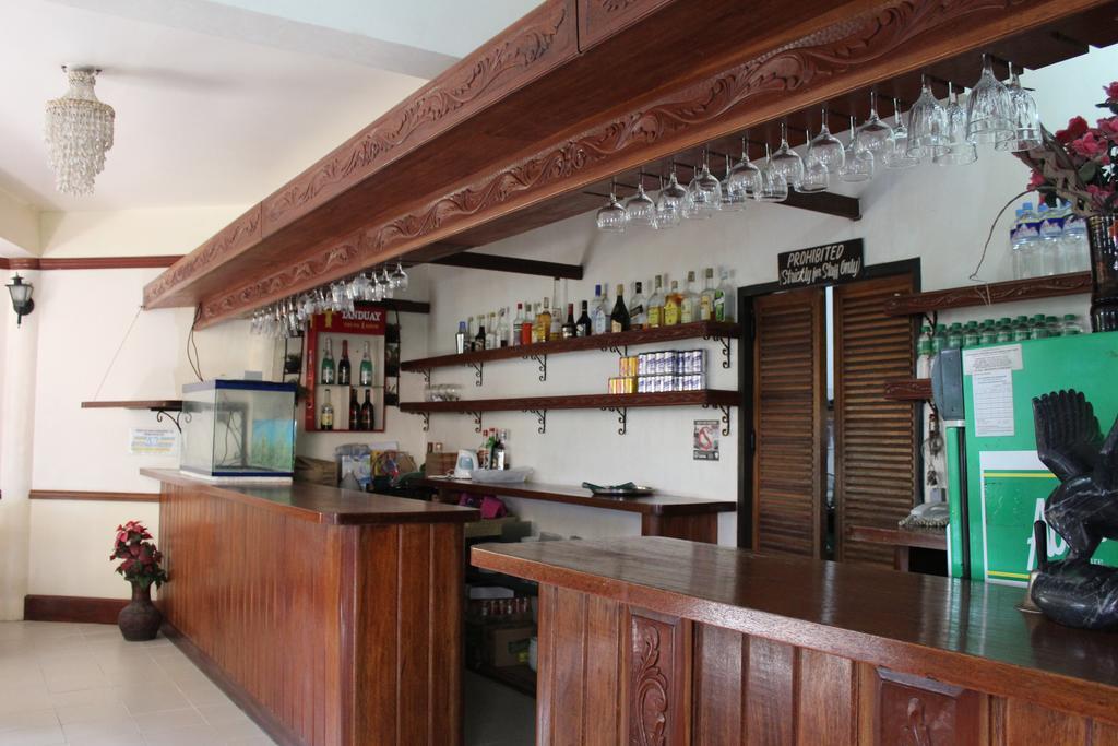 Tonglen Beach Resort Balabag  Esterno foto