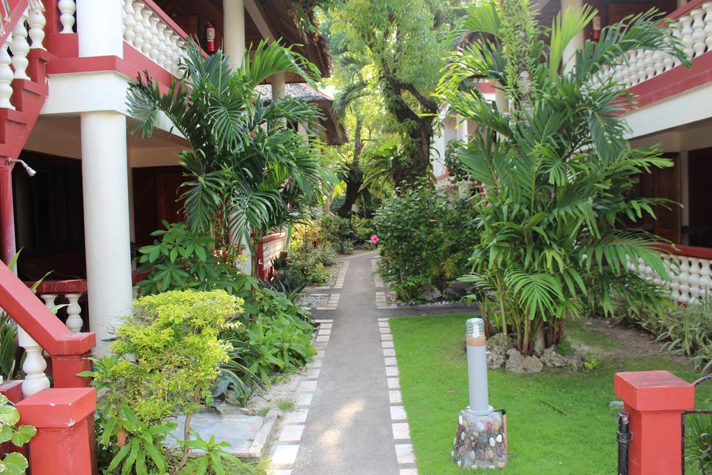 Tonglen Beach Resort Balabag  Esterno foto
