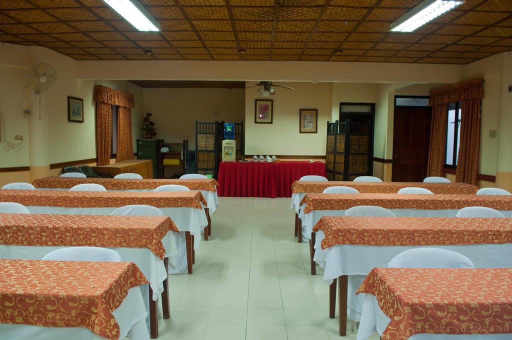 Tonglen Beach Resort Balabag  Esterno foto
