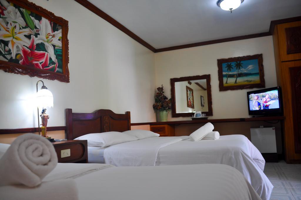 Tonglen Beach Resort Balabag  Esterno foto