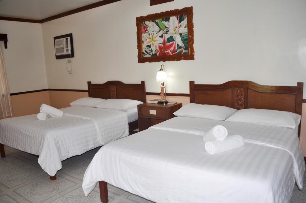 Tonglen Beach Resort Balabag  Esterno foto