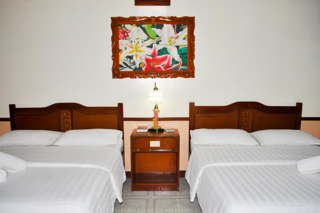 Tonglen Beach Resort Balabag  Esterno foto